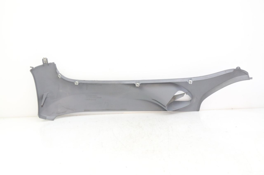 photo de RIGHT LOWER SIDE PANEL HONDA FES PANTHEON 2T 125 (1998 - 2002)