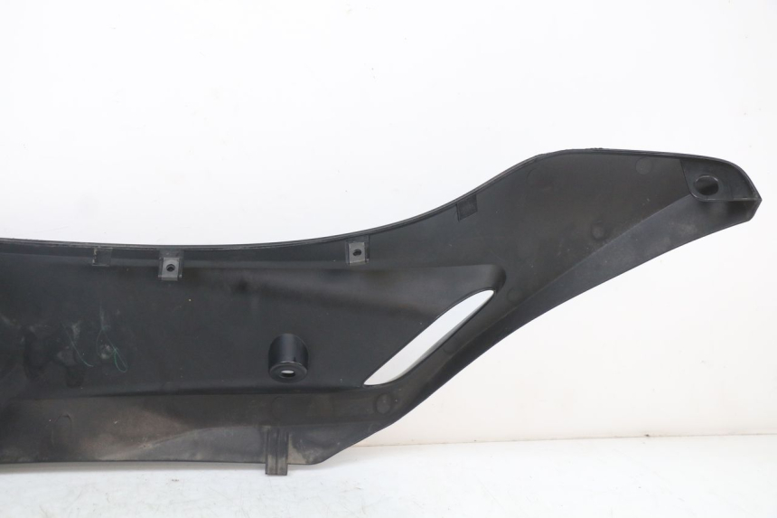 photo de RIGHT BELLY PANEL HONDA PCX (JF28) 125 (2009 - 2011)