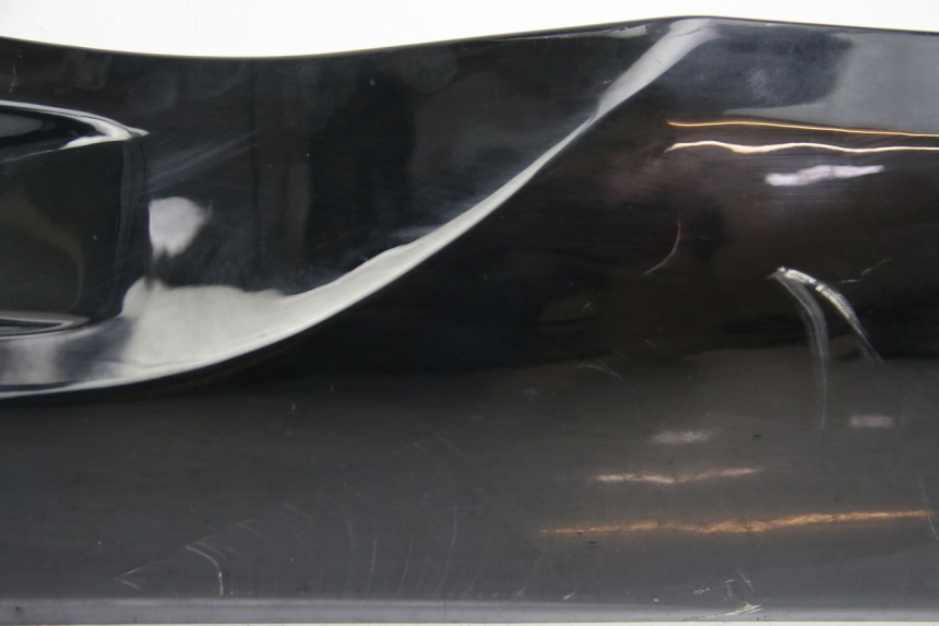 photo de RIGHT LOWER SIDE PANEL REVATTO IMPERATOR 125 (2007 - 2015)