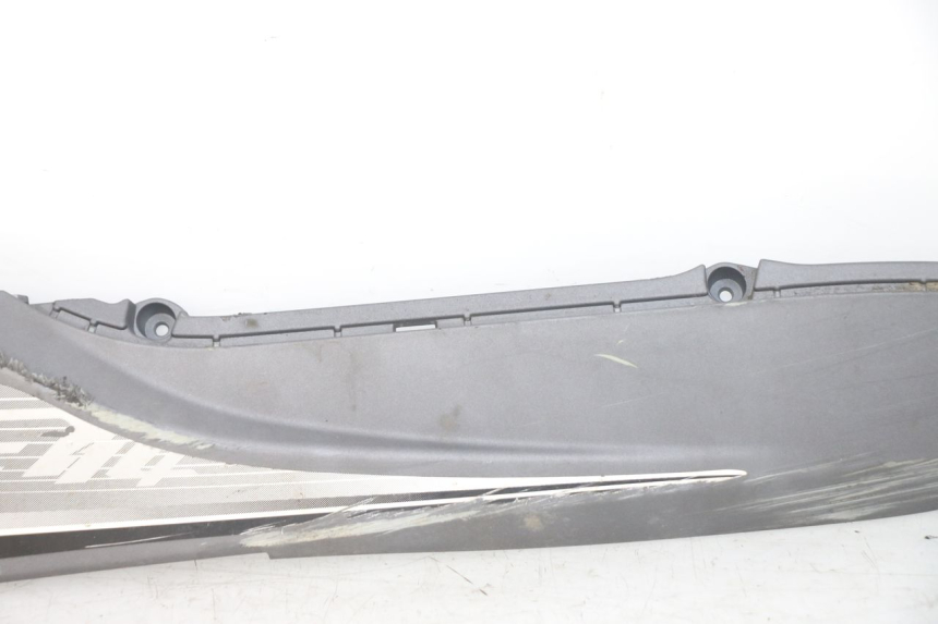 photo de RIGHT LOWER SIDE PANEL SYM JET 14 4T 50 (2018 - 2022)