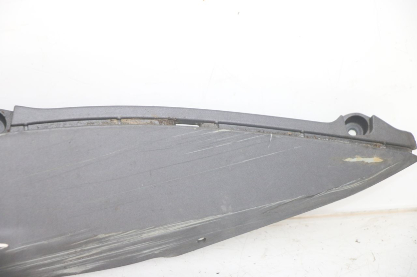 photo de RIGHT LOWER SIDE PANEL SYM JET 14 4T 50 (2018 - 2022)