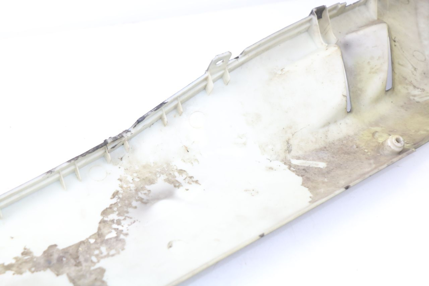 photo de RIGHT LOWER SIDE PANEL JONWAY AZTRAL 125 (2008 - 2017)