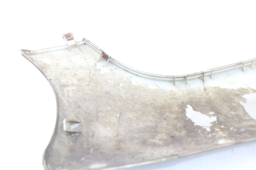 photo de RIGHT LOWER SIDE PANEL JONWAY AZTRAL 125 (2008 - 2017)