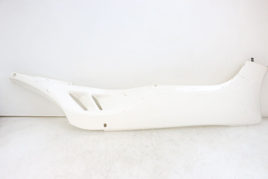 photo de RIGHT LOWER SIDE PANEL JONWAY AZTRAL 125 (2008 - 2017)