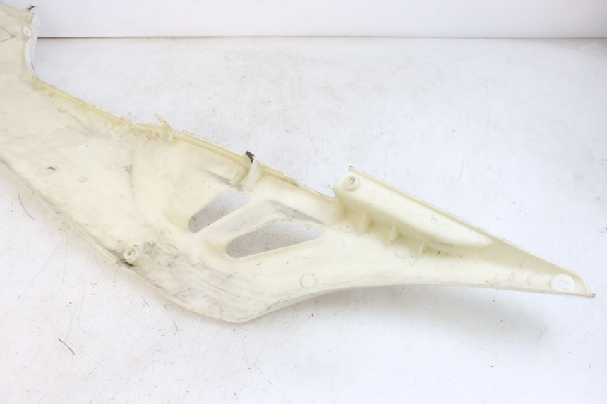 photo de RIGHT LOWER SIDE PANEL JONWAY AZTRAL 125 (2008 - 2017)