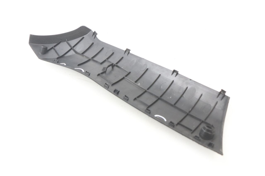 photo de RIGHT LOWER SIDE PANEL PEUGEOT KISBEE 2T 50 (2010 - 2017)