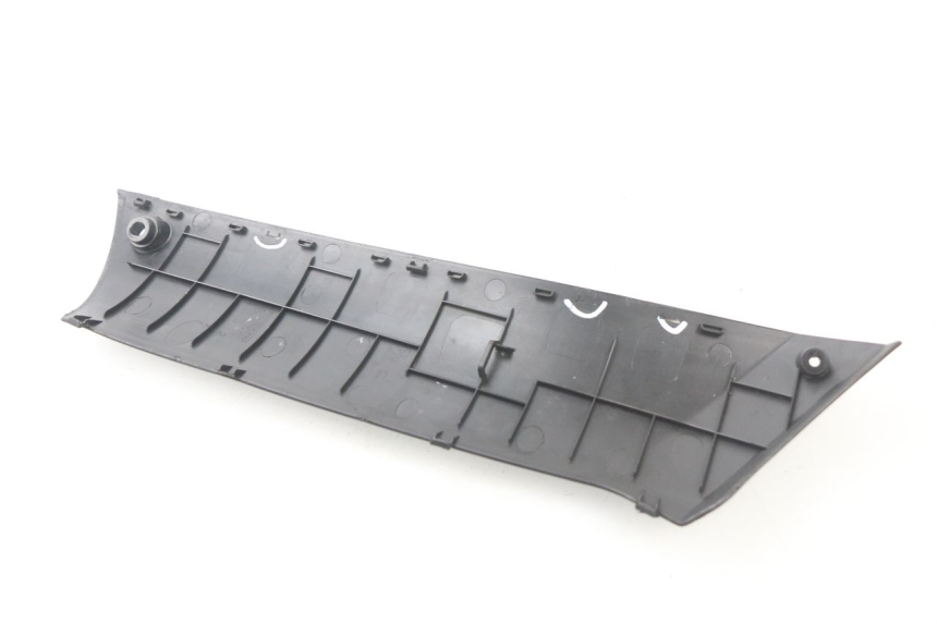 photo de RIGHT LOWER SIDE PANEL PEUGEOT KISBEE 2T 50 (2010 - 2017)