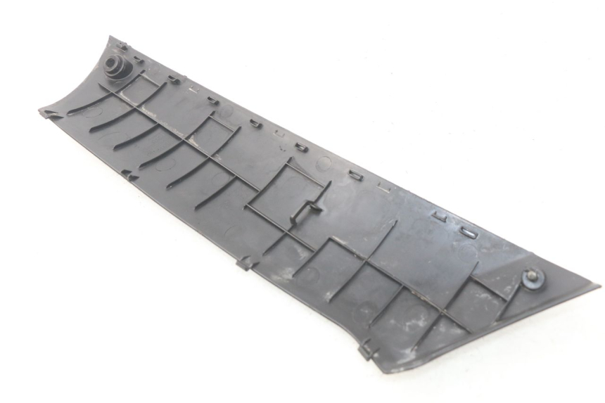 photo de RIGHT LOWER SIDE PANEL PEUGEOT KISBEE 4T 50 (2010 - 2017)