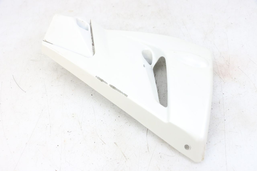 photo de RIGHT BELLY PANEL MOTO GUZZI NORGE 8V GT 1200 (2011 - 2016)