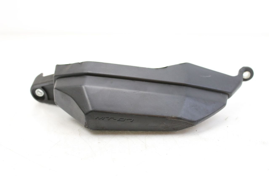 photo de RIGHT LOWER SIDE PANEL YAMAHA MT-07 MT07 700 (2018 - 2020)