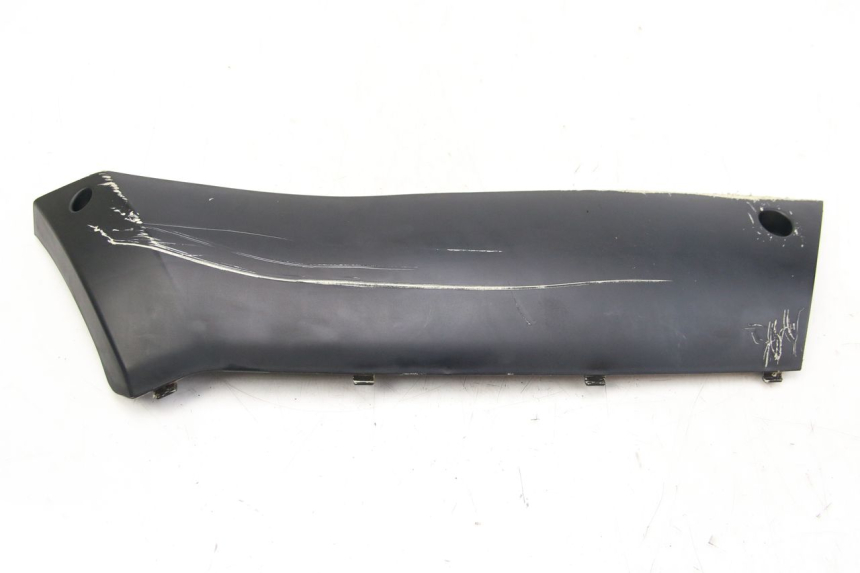 photo de RIGHT LOWER SIDE PANEL PEUGEOT KISBEE 2T 50 (2018 - 2022)