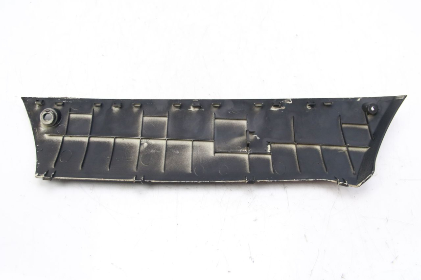 photo de RIGHT LOWER SIDE PANEL PEUGEOT KISBEE 2T 50 (2018 - 2022)
