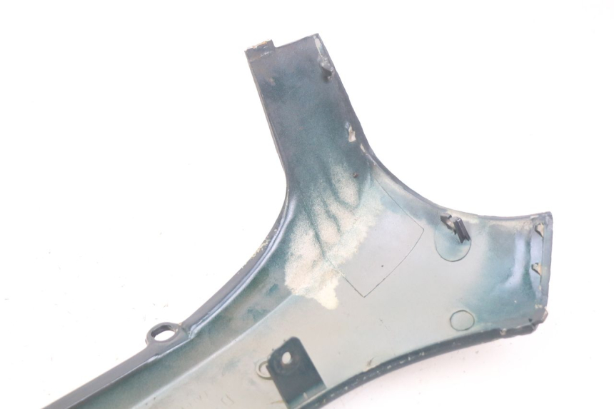 photo de RIGHT LOWER SIDE PANEL PEUGEOT SV 125 (1991 - 1994)