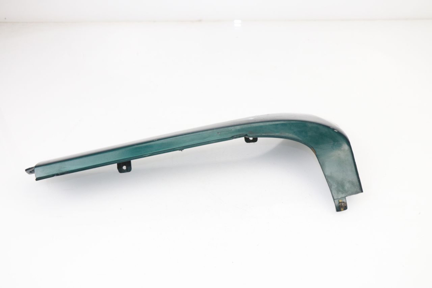 photo de RIGHT LOWER SIDE PANEL PEUGEOT SV 125 (1991 - 1994)