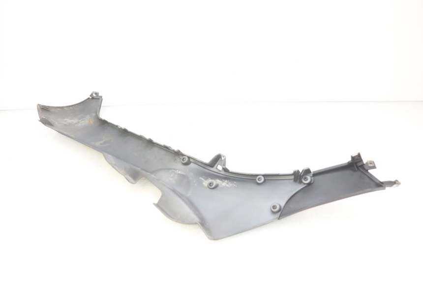 photo de RIGHT LOWER SIDE PANEL PIAGGIO MP3 500 (2011 - 2015)