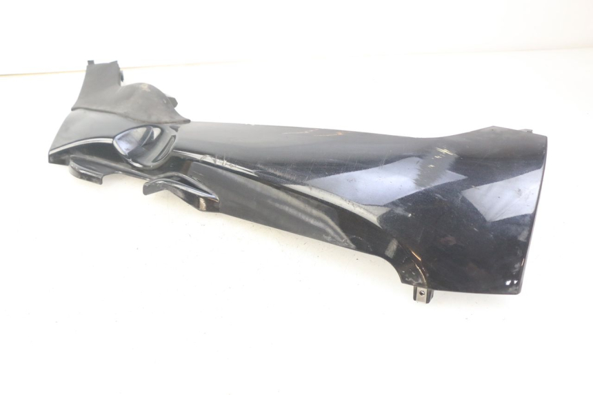 photo de RIGHT LOWER SIDE PANEL PIAGGIO MP3 125 (2006 - 2014)