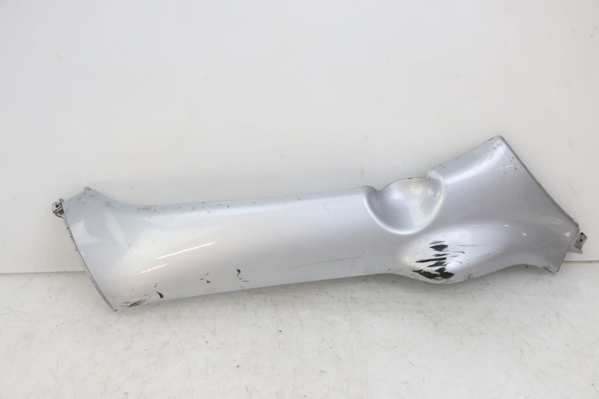 photo de RIGHT LOWER SIDE PANEL PIAGGIO X8 125 (2004 - 2007)