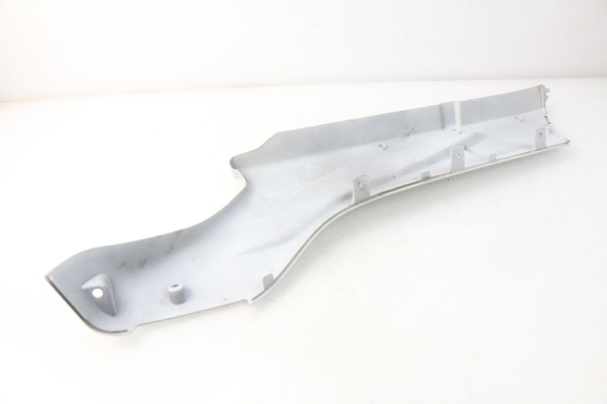 photo de RIGHT LOWER SIDE PANEL DAELIM S3 125 (2010 - 2017)