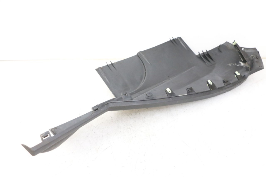 photo de RIGHT BELLY PANEL PEUGEOT SATELIS 125 (2013 - 2018)
