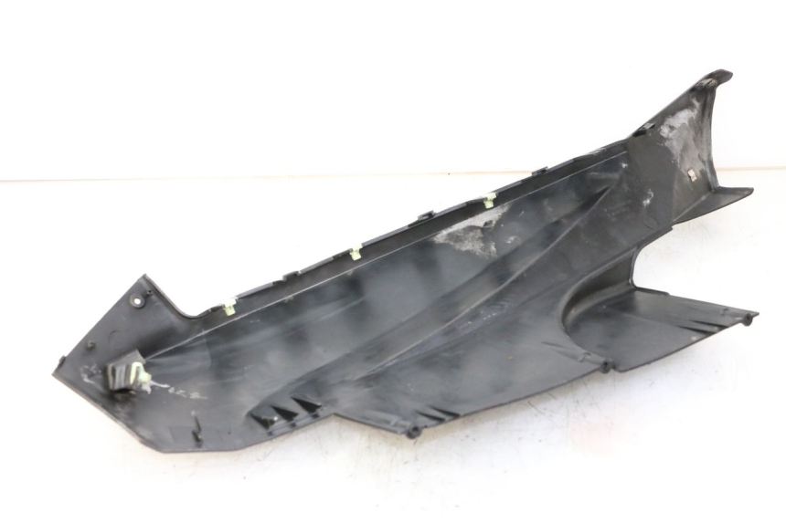 photo de RIGHT BELLY PANEL PEUGEOT SATELIS 125 (2013 - 2018)