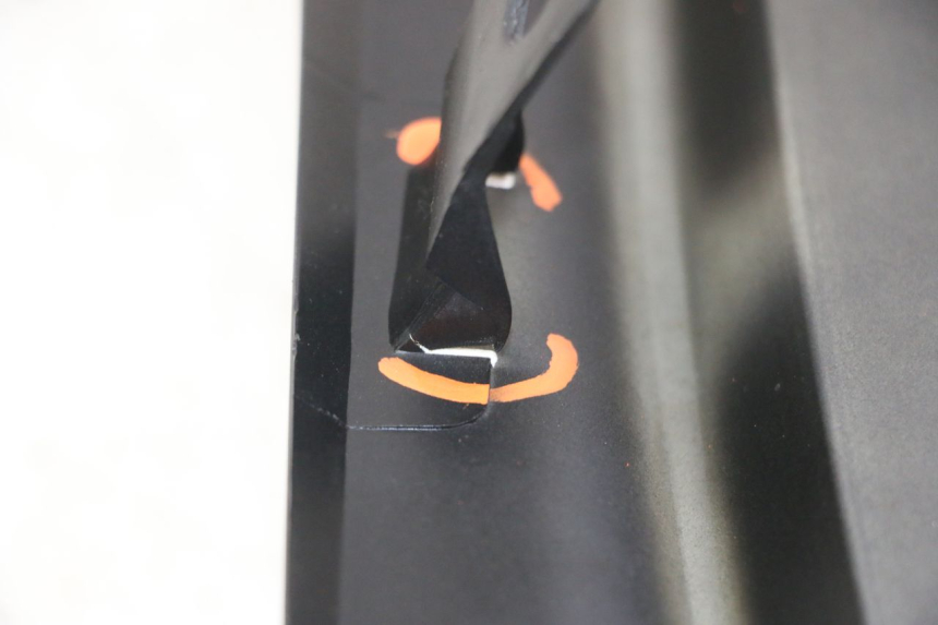 photo de RIGHT LOWER SIDE PANEL APRILIA SXR 50 (2021 - 2023)