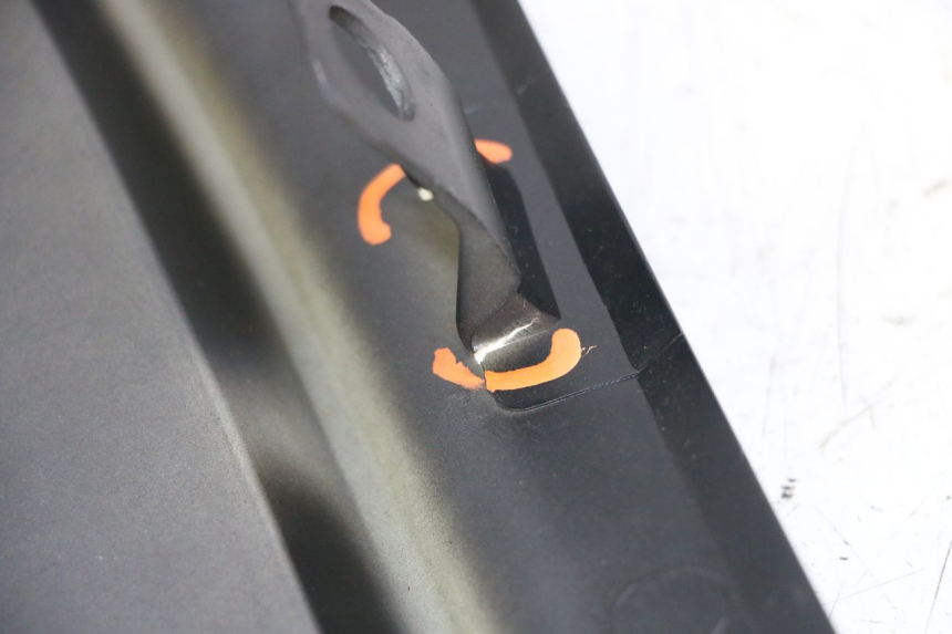 photo de RIGHT LOWER SIDE PANEL APRILIA SXR 50 (2021 - 2023)