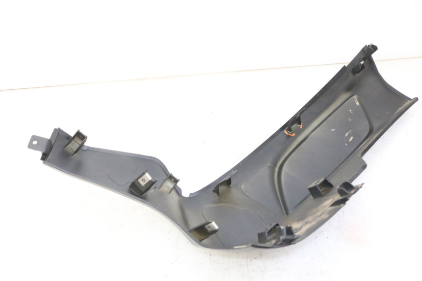 photo de RIGHT LOWER SIDE PANEL APRILIA SXR 50 (2021 - 2023)