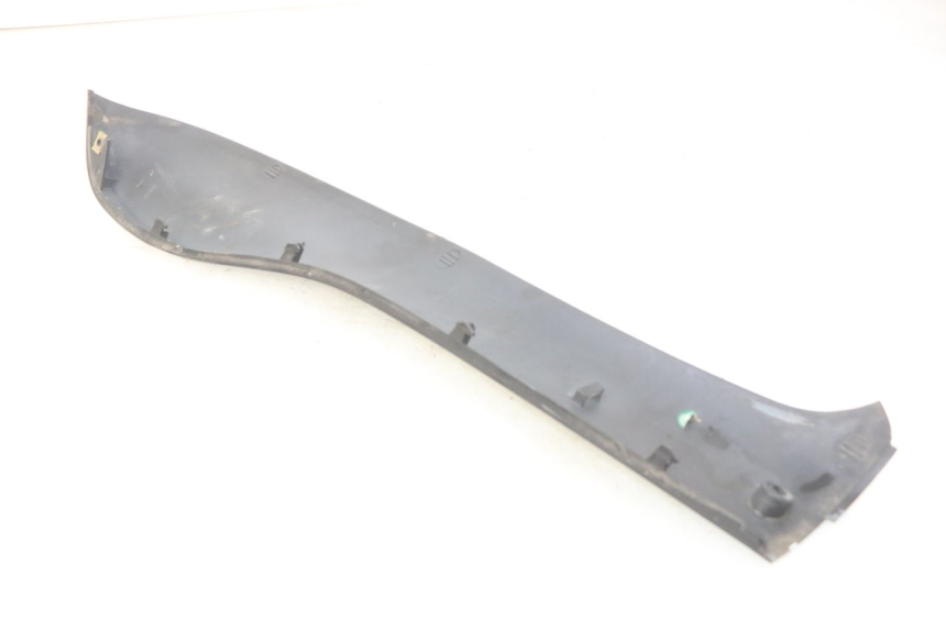 photo de RIGHT LOWER SIDE PANEL SYM FIDDLE 2 125 (2010 - 2013)