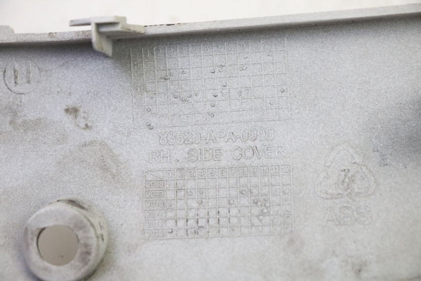 photo de RIGHT BELLY PANEL PEUGEOT TWEET PRO EFI 4T 50 (2021 - 2022)