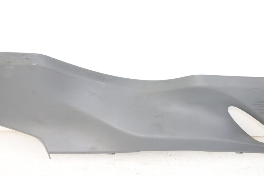 photo de RIGHT BELLY PANEL SUZUKI UH BURGMAN 125 (2002 - 2006)