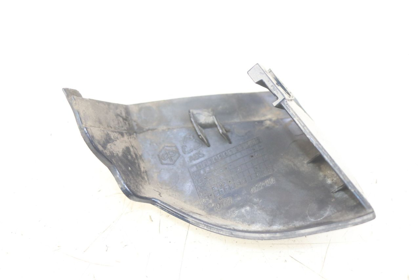 photo de RIGHT LOWER SIDE PANEL PIAGGIO VESPA LXV 125 (2006 - 2009)