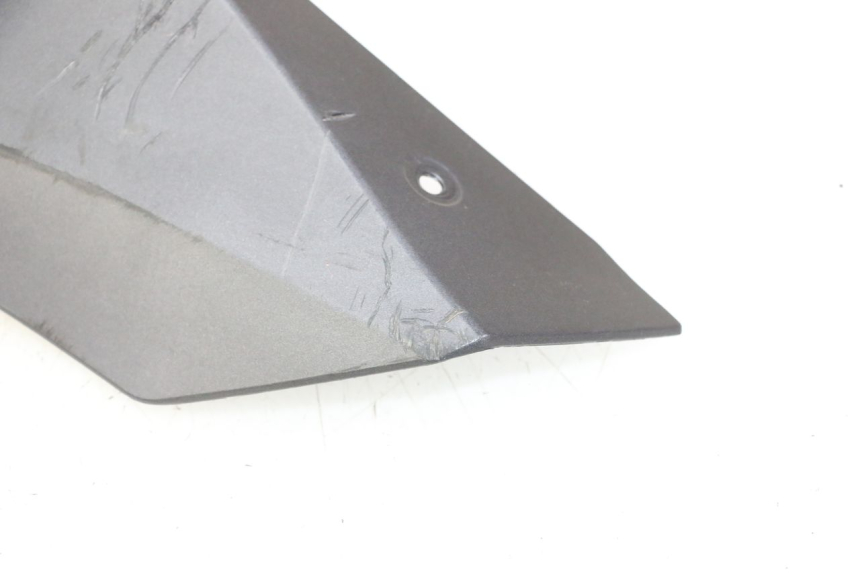 photo de RIGHT BELLY PANEL YAMAHA XMAX X-MAX 125 (2021 - 2025)