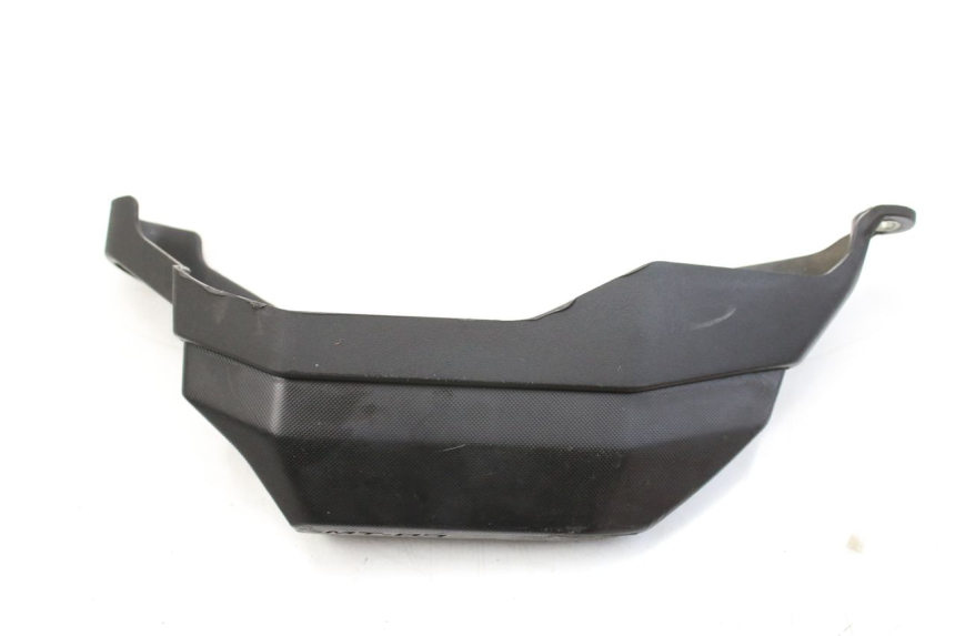 photo de RIGHT LOWER SIDE PANEL YAMAHA MT-07 MT07 700 (2018 - 2020)