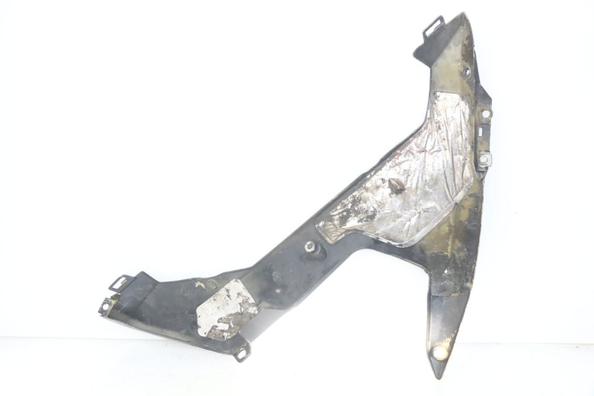 photo de RIGHT LOWER SIDE PANEL YAMAHA YZF R1 1000 (2007 - 2008)