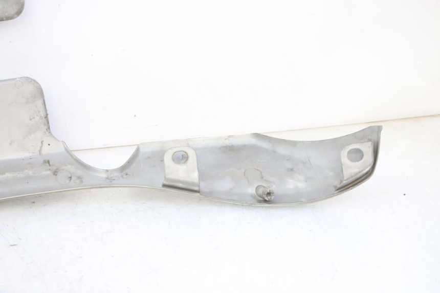 photo de LOWER BODY SHELL PIAGGIO FLY 2T 50 (2004 - 2017)