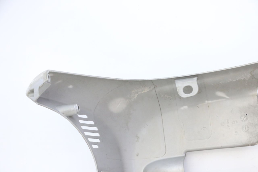 photo de LOWER BODY SHELL PIAGGIO FLY 2T 50 (2004 - 2017)