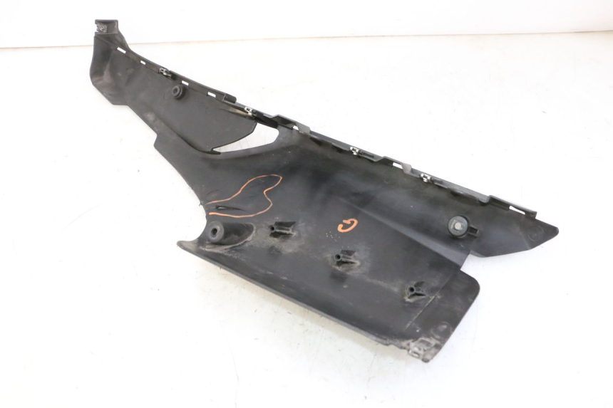 photo de LEFT BELLY PANEL QUADRO 4 4D 350 (2015 - 2018)