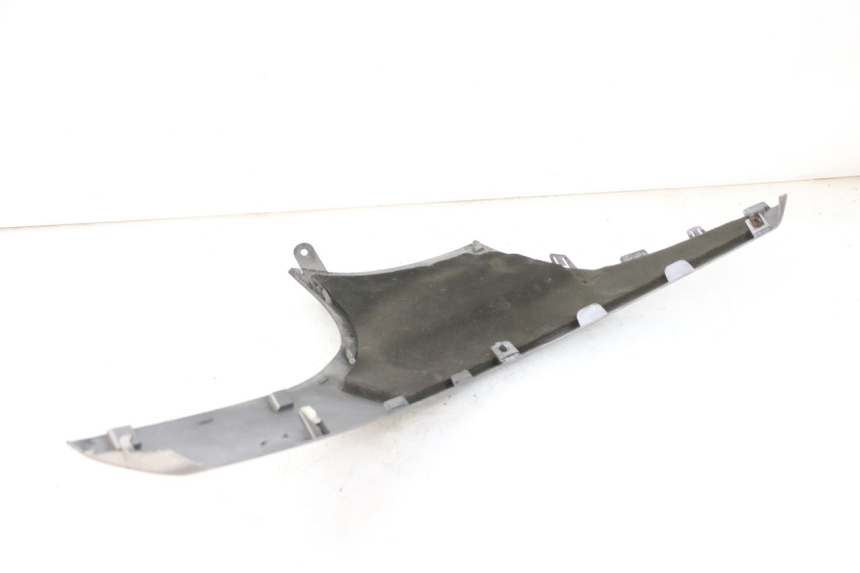 photo de LEFT BELLY PANEL SUZUKI BURGMAN 650 (2013 - 2020)
