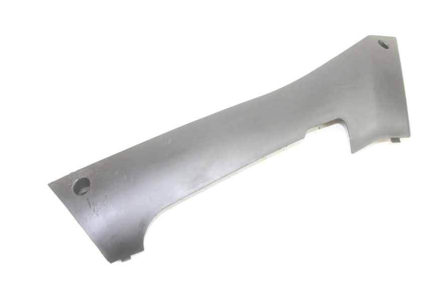 photo de LEFT LOWER FAIRING PEUGEOT KISBEE 2T 50 (2010 - 2017)