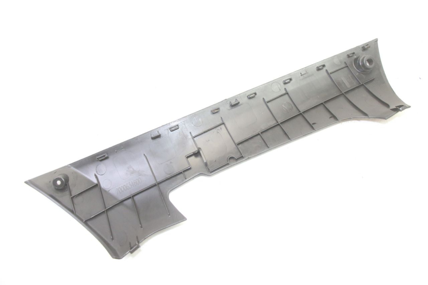 photo de LEFT LOWER FAIRING PEUGEOT KISBEE 2T 50 (2010 - 2017)