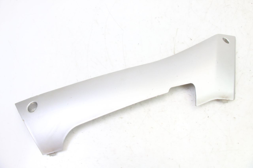 photo de LEFT LOWER FAIRING PEUGEOT KISBEE 4T 50 (2018 - 2022)