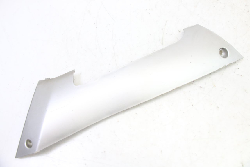 photo de LEFT LOWER FAIRING PEUGEOT KISBEE 4T 50 (2018 - 2022)