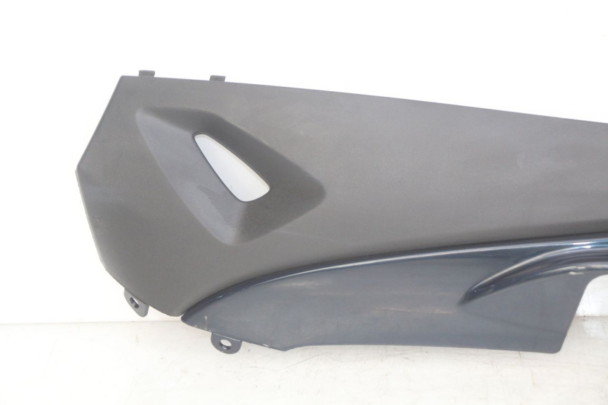 photo de LEFT LOWER FAIRING KYMCO AGILITY 16+ 4T 50 (2018 - 2023)