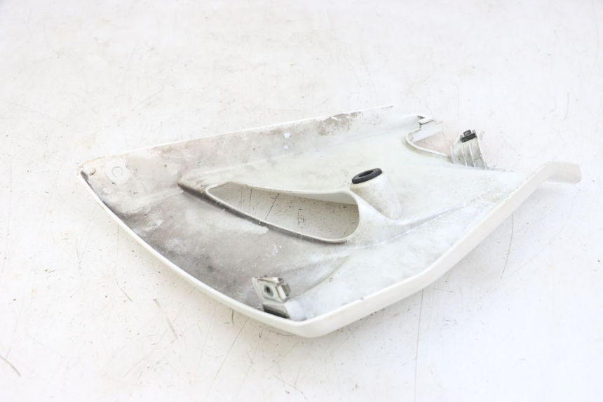 photo de LEFT BELLY PANEL MOTO GUZZI NORGE 8V GT 1200 (2011 - 2016)