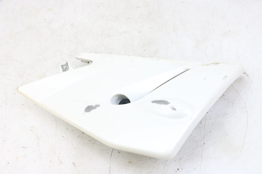 photo de LEFT BELLY PANEL MOTO GUZZI NORGE 8V GT 1200 (2011 - 2016)