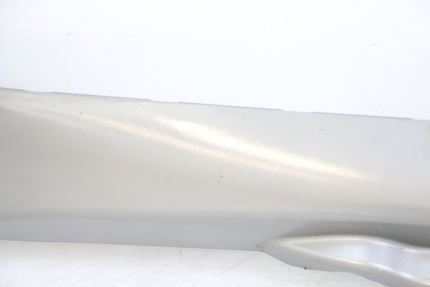 photo de LEFT LOWER FAIRING PIAGGIO MP3 LT 300 (2010 - 2016)