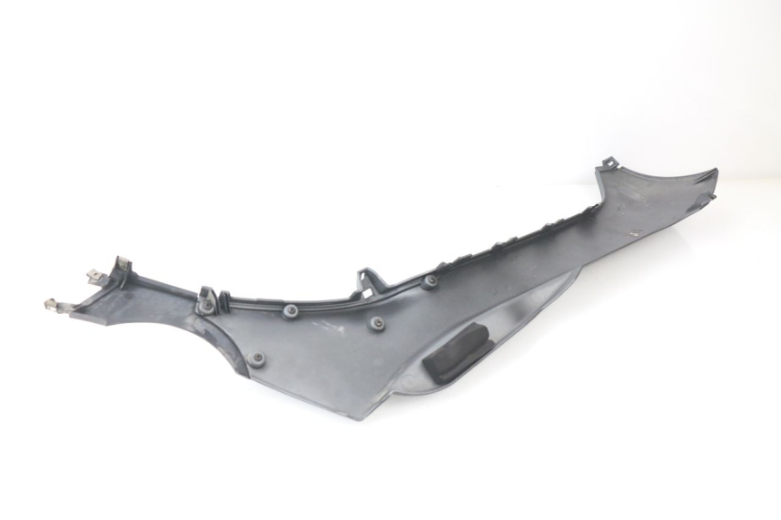 photo de LEFT LOWER FAIRING PIAGGIO MP3 500 (2011 - 2015)