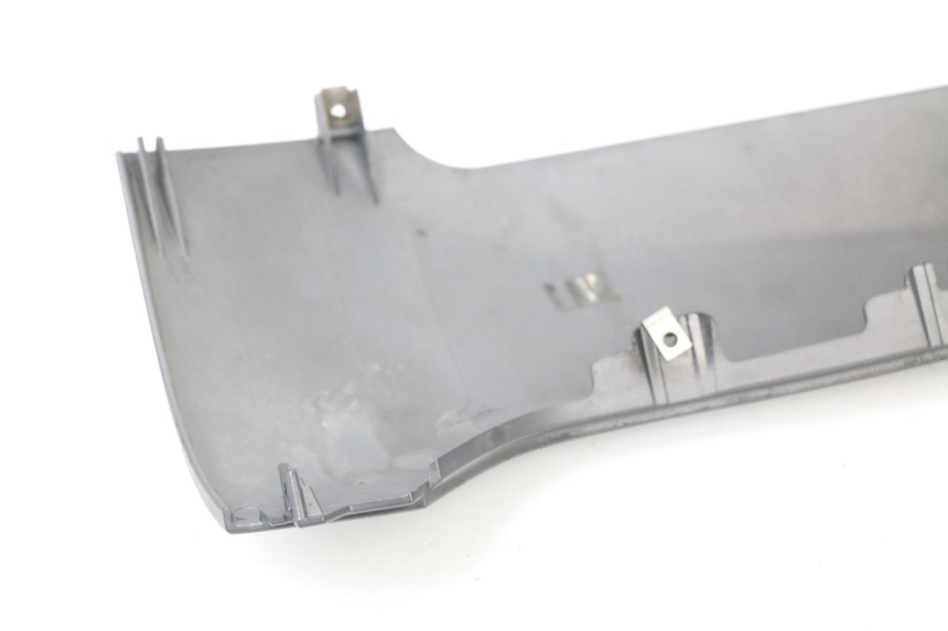 photo de LEFT LOWER FAIRING PIAGGIO MP3 500 (2011 - 2015)