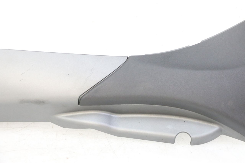photo de LEFT BELLY PANEL PIAGGIO MP3 500 (2014 - 2016)