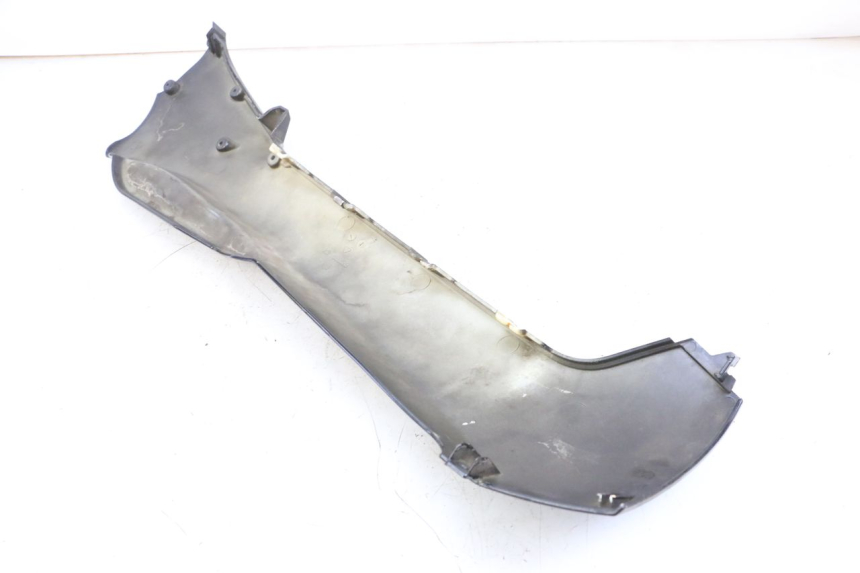 photo de LEFT LOWER FAIRING PIAGGIO MP3 125 (2006 - 2014)